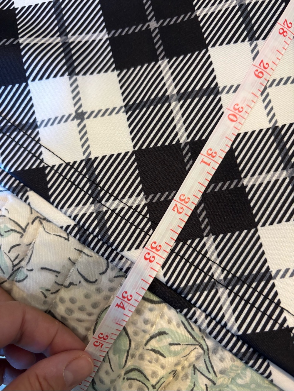 Houndstooth Pencil Skirt - Black & White - Picture 6 of 6